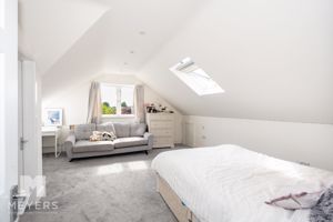 Photo 10- click for photo gallery